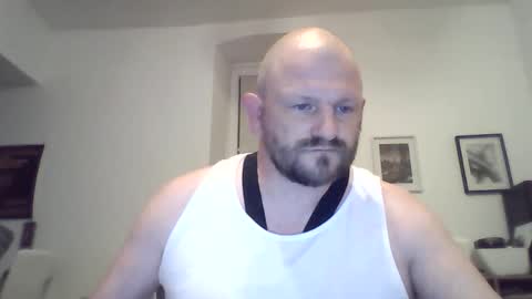 Snapshot of mrhotsex69 chatting on May 30, 11:46 pm mrhotsex69 online show from May 30, 11:46 pm