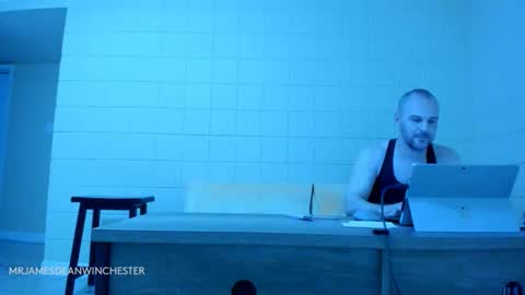 mrjamesdeanwinchester online show from April 24, 3:42 am