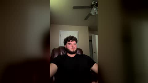 Snapshot of mrjp46893 chatting on May 3, 7:42 pm mrjp46893 online show from May 3, 7:42 pm