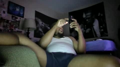 Snapshot of mrknowpussy chatting on May 19, 9:04 am mrknowpussy online show from May 19, 9:04 am
