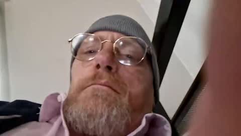 mrnmrsfucks4u online show from April 28, 9:53 pm