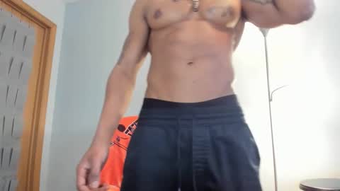 mromg007 online show from February 25, 7:56 pm