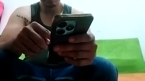 Snapshot of mrpassion3 chatting on March 1, 3:30 am mrpassion3 online show from March 1, 3:30 am