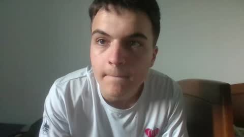 Snapshot of mrpine504 chatting on February 27, 8:58 am mrpine504 online show from February 27, 8:58 am