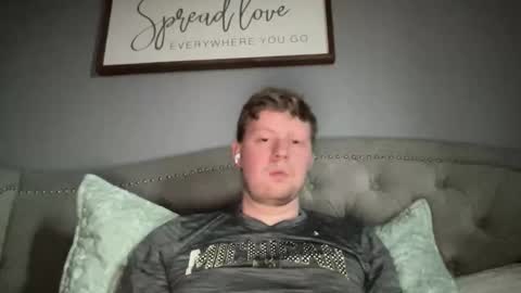 Snapshot of mrrickdickulous chatting on March 6, 6:59 pm mrrickdickulous online show from March 6, 6:59 pm