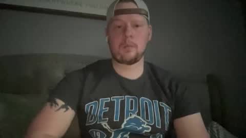 Snapshot of mrrickdickulous chatting on April 2, 12:36 pm mrrickdickulous online show from April 2, 12:36 pm