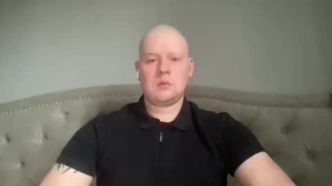 Snapshot of mrrickdickulous chatting on May 7, 3:50 pm mrrickdickulous online show from May 7, 3:50 pm