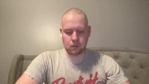 Snapshot of mrrickdickulous chatting on May 17, 1:47 am mrrickdickulous online show from May 17, 1:47 am