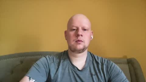 Snapshot of mrrickdickulous chatting on July 6, 12:35 pm mrrickdickulous online show from July 6, 12:35 pm