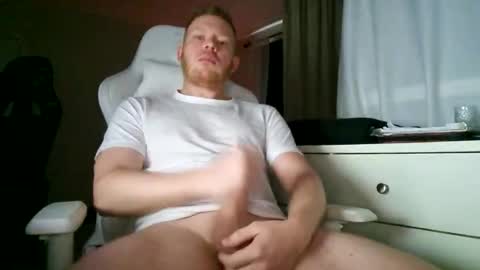 Snapshot of mrricky87 chatting on October 31, 7:53 am mrricky87 online show from October 31, 7:53 am