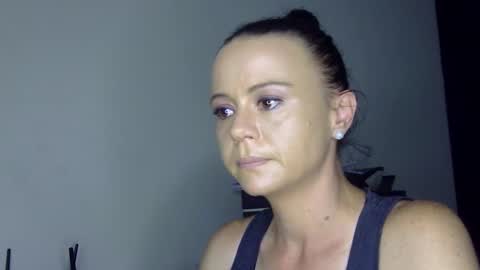 mrs_bunny_swing online show from April 1, 11:33 am