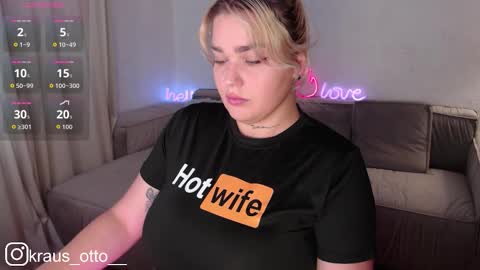 Snapshot of mrs_kitty69 chatting on October 13, 9:09 am mrs kitty69 online show from October 13, 9:09 am