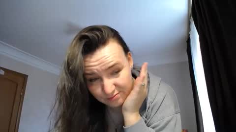 Snapshot of mrs_smith__ chatting on April 6, 12:06 pm mrs_smith__ online show from April 6, 12:06 pm