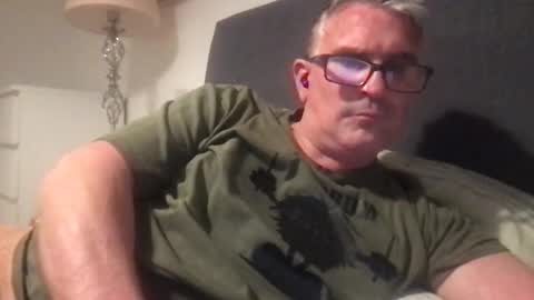 Snapshot of mrsensible chatting on October 26, 11:20 pm Mr Sensible online show from October 26, 11:20 pm