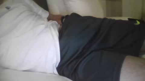 Snapshot of mrserenade46 chatting on November 1, 6:21 pm Mrserenade online show from November 1, 6:21 pm