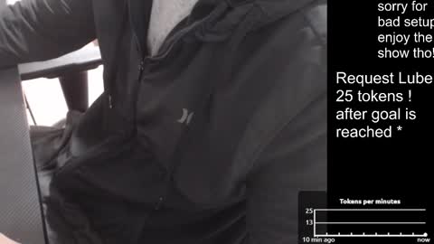 Snapshot of mrshoop77 chatting on November 16, 6:19 am mrshoop77 online show from November 16, 6:19 am