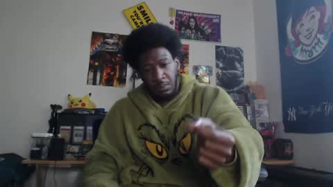Snapshot of mrsoonicexrated chatting on June 16, 10:40 am mrsoonicexrated online show from June 16, 10:40 am