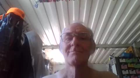Snapshot of mrsubman chatting on July 2, 5:41 pm Chuck online show from July 2, 5:41 pm