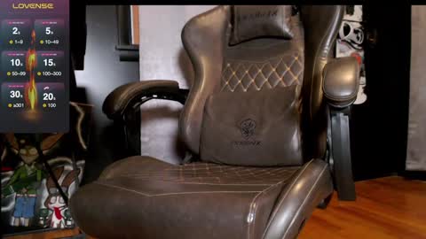 Snapshot of mrwopp1 chatting on December 18, 8:14 pm mrwopp1 online show from December 18, 8:14 pm