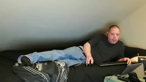 Snapshot of mrxhere chatting on January 30, 7:37 pm mrxhere online show from January 30, 7:37 pm