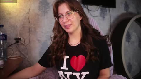 Allison online show from November 19, 7:08 am