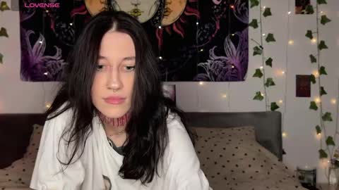 Dita online show from February 28, 4:13 am