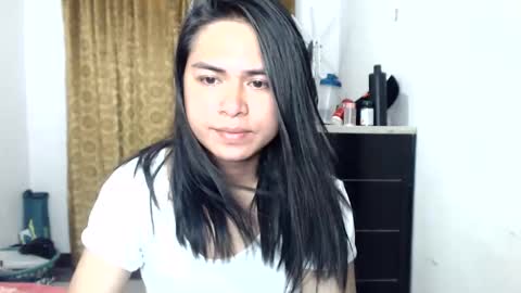 Snapshot of ms_el_natural chatting on May 22, 6:42 am ms_el_natural online show from May 22, 6:42 am