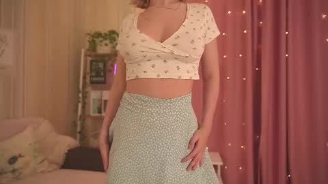 Snapshot of ms_evasweet chatting on May 30, 12:24 pm Eva 3 online show from May 30, 12:24 pm