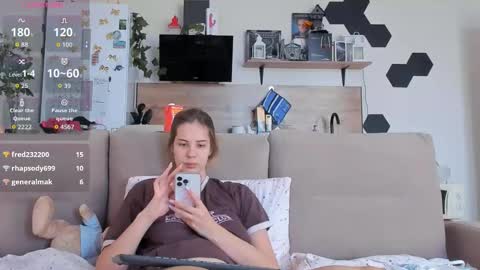 Ms ForYOU online show from October 27, 4:49 am