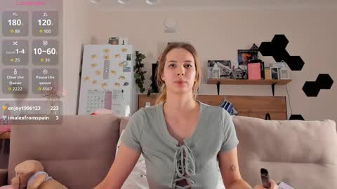 Ms ForYOU online show from November 17, 4:57 pm