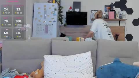 Ms ForYOU online show from December 1, 3:11 am