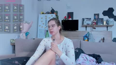 Ms ForYOU online show from March 27, 4:07 am