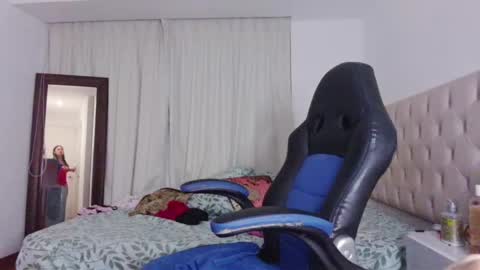 Freya online show from March 11, 4:43 am