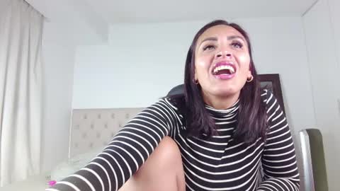 Snapshot of ms_freya chatting on July 22, 1:41 am Freya online show from July 22, 1:41 am