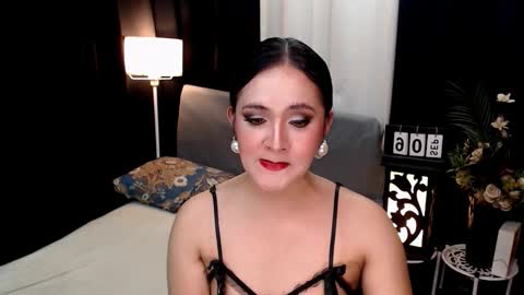 Snapshot of ms_grey4u chatting on September 9, 2:44 am Ash online show from September 9, 2:44 am