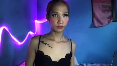 ms_maureenx69x online show from October 27, 5:33 am