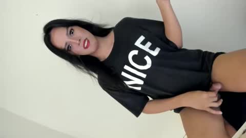 Snapshot of ms_selenaxx chatting on December 15, 5:45 am selena online show from December 15, 5:45 am