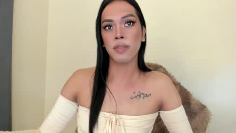 Snapshot of ms_selenaxx chatting on January 14, 4:40 pm selena online show from January 14, 4:40 pm