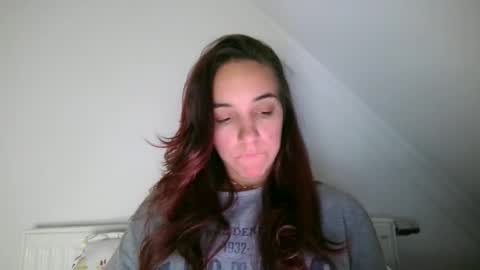 Snapshot of ms_sophiee chatting on October 2, 9:33 pm ms_sophiee online show from October 2, 9:33 pm