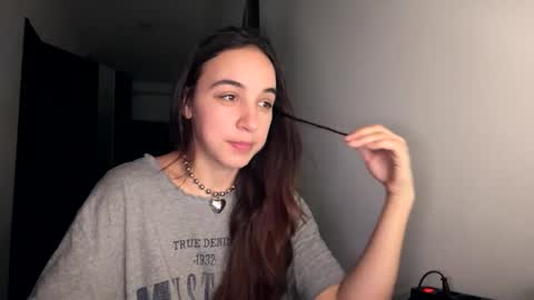 ms_sophiee online show from March 10, 8:36 pm