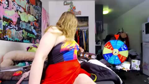 Cunty Luxxe online show from January 10, 5:53 am