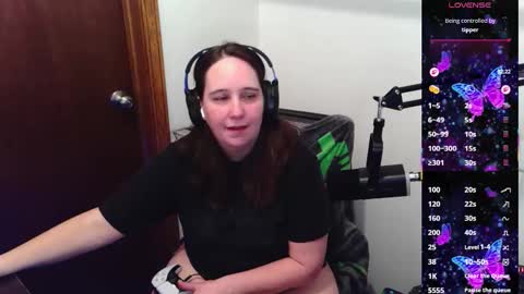 MsGamerGirl69 online show from March 18, 5:43 am