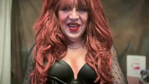 Snapshot of mskarentoy chatting on March 1, 1:32 am mskarentoy online show from March 1, 1:32 am