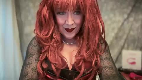 Snapshot of mskarentoy chatting on September 17, 10:22 pm mskarentoy online show from September 17, 10:22 pm