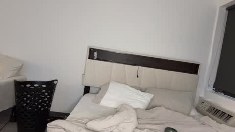 Snapshot of mskitty000 chatting on December 19, 10:06 pm mskitty000 online show from December 19, 10:06 pm