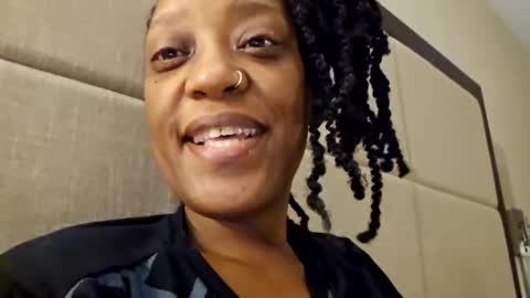 msmechocolate online show from December 5, 12:08 am