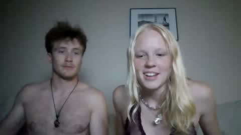 Snapshot of msmonroe2007 chatting on June 10, 4:56 am msmonroe2007 online show from June 10, 4:56 am