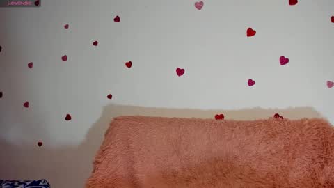 Snapshot of msschloee chatting on March 27, 1:33 am Chloe new account online show from March 27, 1:33 am