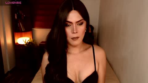 Snapshot of msveeyxo1 chatting on April 5, 12:46 pm Veey online show from April 5, 12:46 pm