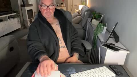 mtb1697 online show from November 4, 7:40 am